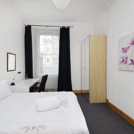 Joivy 3 Bed Flat In Old Town, Close To Grassmarket Edinburgh Dış mekan fotoğraf